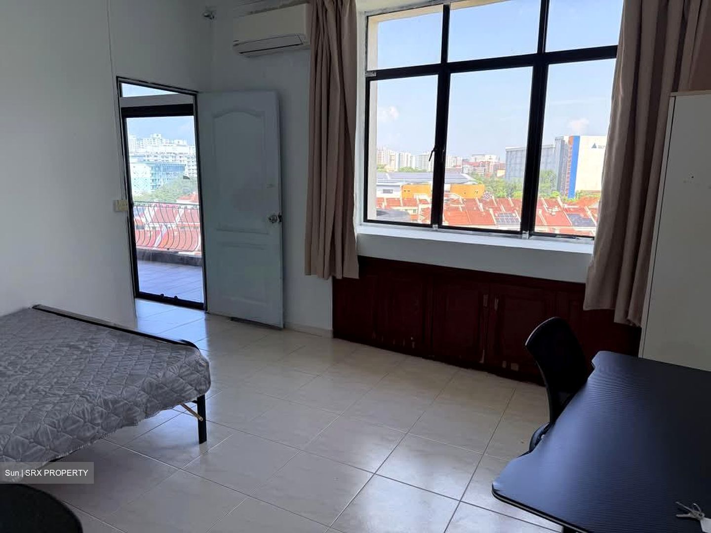 Lakepoint Condominium (D22), Condominium #598136271